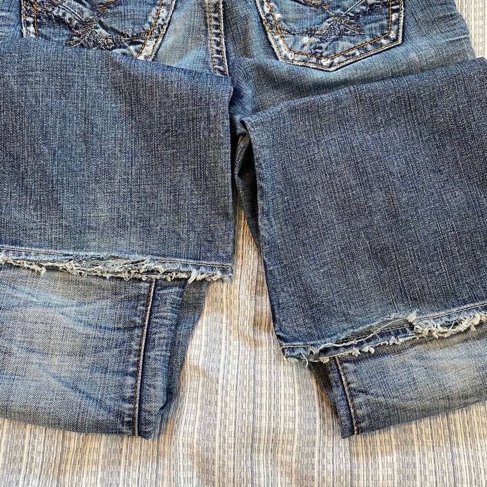 Silver Jeans - Picture 3 of 4